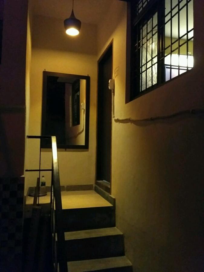 Metro House Hotel Új-Delhi Kültér fotó