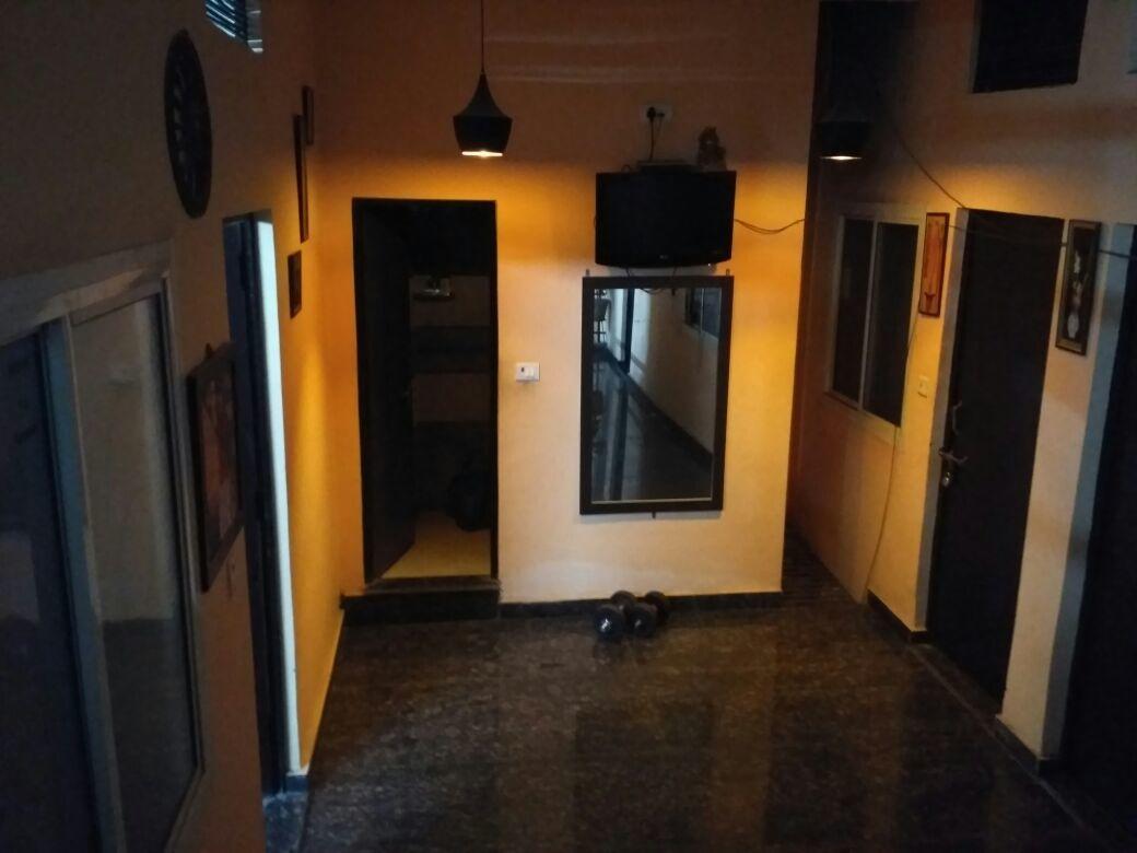 Metro House Hotel Új-Delhi Kültér fotó
